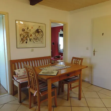 Ferienwohnung Rot * Hohenfelde (Steinburg)